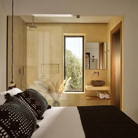 Armela Villa, With Pool & Captivating Views, By Thinkvilla * Kalipádo