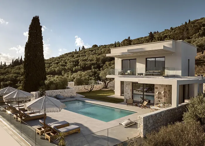 Armela Villa, With Pool & Captivating Views, By Thinkvilla Kalipádhon