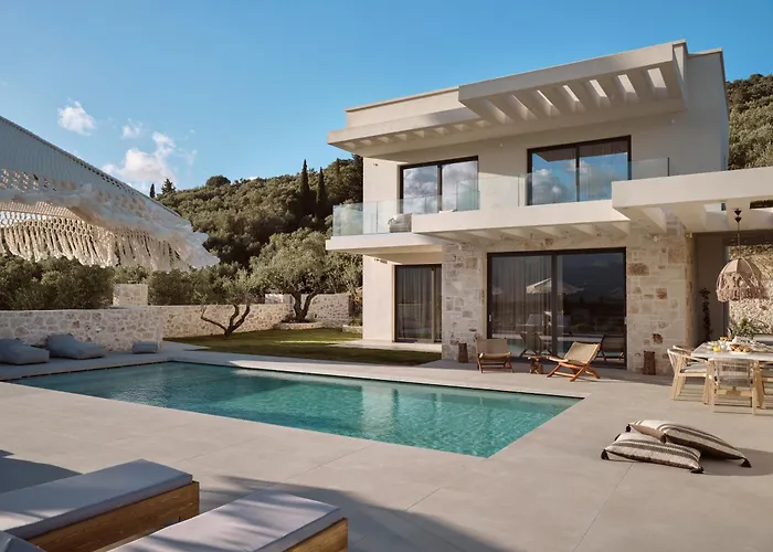 Armela Villa, With Pool & Captivating Views, By Thinkvilla Kalipádhon
