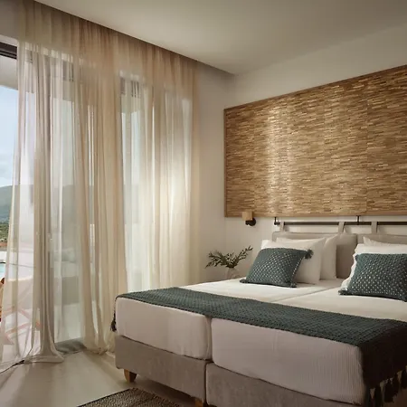 Armela Villa, With Pool & Captivating Views, By Thinkvilla Вилла *